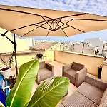 Charming Flat Off The Sea Front