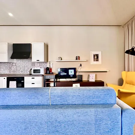 Charming Flat Off The Sea Front *