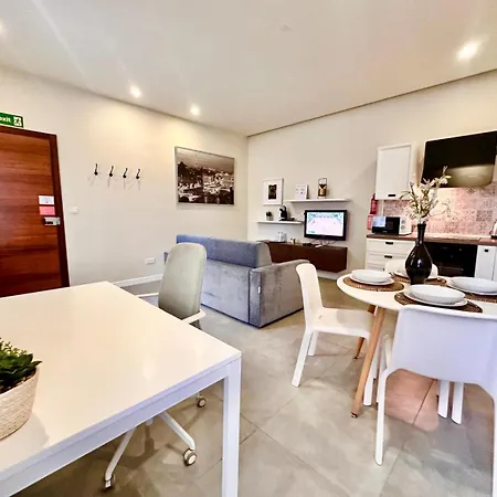 Appartement Charming Flat Off The Sea Front Gzira