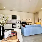 Charming Flat Off The Sea Front *