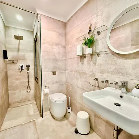 Apartmán Charming Flat Off The Sea Front Gzira