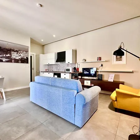 Charming Flat Off The Sea Front *