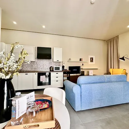 Charming Flat Off The Sea Front *