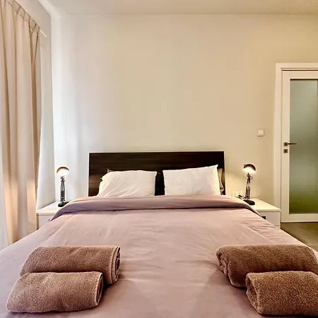 Apartmán Charming Flat Off The Sea Front Gzira