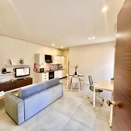 Charming Flat Off The Sea Front Apartamento Gzira