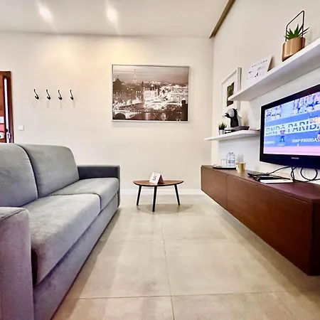 Charming Flat Off The Sea Front