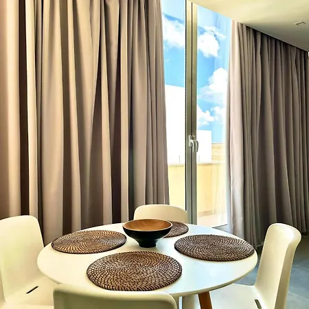 Charming Flat Off The Sea Front *