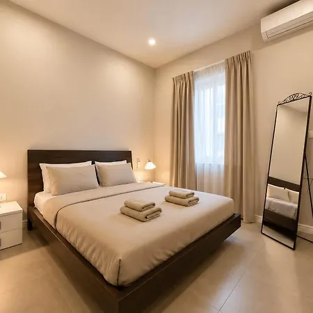 Charming Flat Off The Sea Front * Gzira