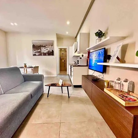 Apartamento Charming Flat Off The Sea Front Gzira