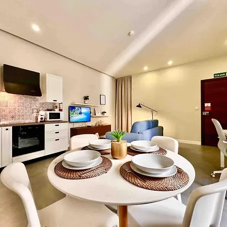 Charming Flat Off The Sea Front * Gzira
