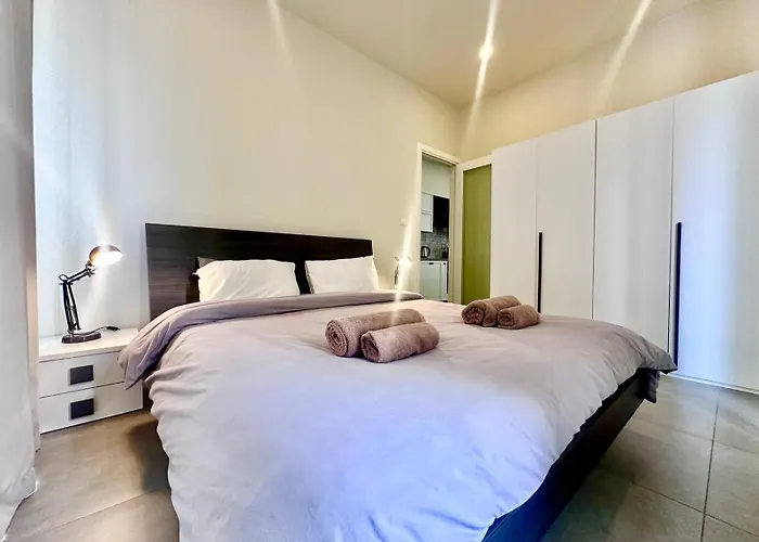 Apartman Charming Flat Off The Sea Front Gżira